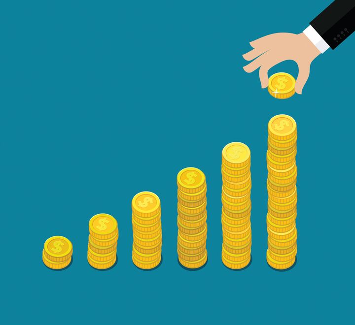 Illustrasjon: grafer laget av stabler med mynter